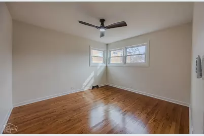 [Address not provided], Evanston, IL 60202 - Photo 14