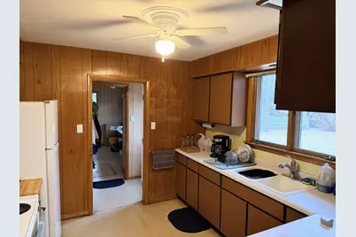 815 W Walnut Street, Oglesby, IL 61348 - Photo 6