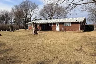 815 W Walnut St, Oglesby, IL 61348 - Photo 4