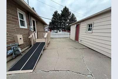 507 Oak Avenue, Sterling, IL 61081 - Photo 8
