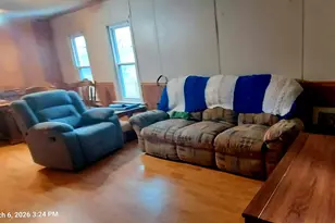 251 N Smith St, Aurora, IL 60505 - Photo 2