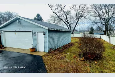 251 N Smith Street, Aurora, IL 60505 - Photo 32