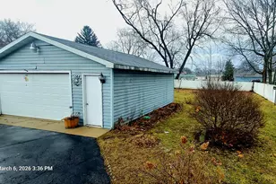 251 N Smith St, Aurora, IL 60505 - Photo 32