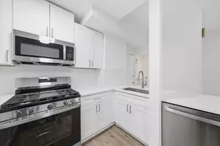 3037 N Southport Ave, Chicago, IL 60657 - Photo 4