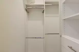 1154 W Ohio St, Chicago, IL 60642 - Photo 24