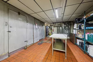 5037 W Diversey Ave, Chicago, IL 60639 - Photo 16