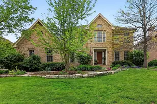 26W248 Tuckaway Ct, Winfield, IL 60190 - Photo 1