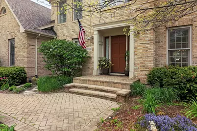 26W248 Tuckaway Court, Winfield, IL 60190 - Photo 2