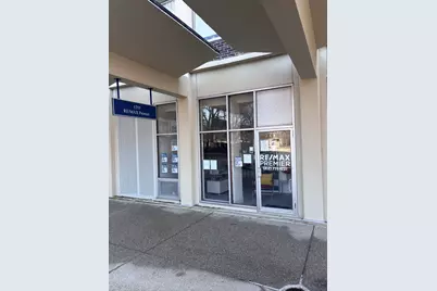 1355 N Sandburg Terrace #102D, Chicago, IL 60610 - Photo 2