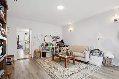 2909 N Hoyne Avenue, Chicago, IL 60618 - Photo 12
