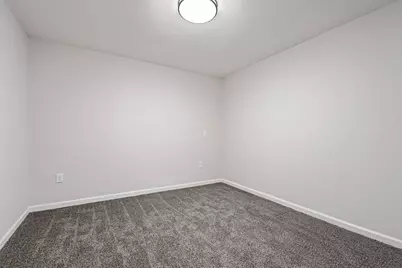 122 Longbeach Road, Montgomery, IL 60538 - Photo 8