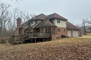 327 Royal Oak Dr, Steger, IL 60475 - Photo 4