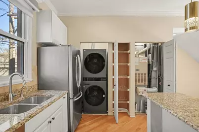 2940 N Lakewood Avenue #7, Chicago, IL 60657 - Photo 10