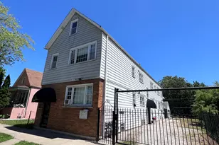 5217 S Hermitage Ave, Chicago, IL 60609 - Photo 1