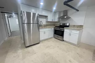 2748 N Austin Ave, Chicago, IL 60639 - Photo 12