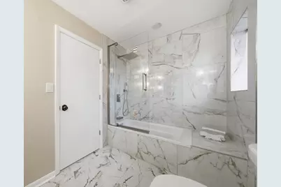 9248 N Maryland Street, Niles, IL 60714 - Photo 14