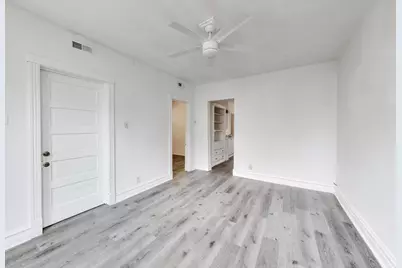 3051 N Drake Avenue, Chicago, IL 60618 - Photo 24