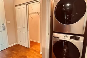 828 W Grace St, Chicago, IL 60613 - Photo 14