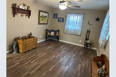 6049 E Flyers Drive, Chicago, IL 62898 - Photo 10