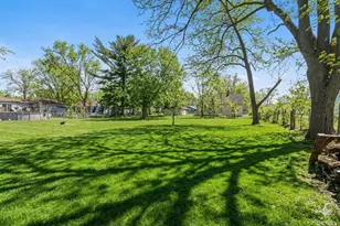 618 S Bill St, Plano, IL 60545 - Photo 14