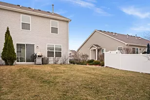 684 Vine St, Hampshire, IL 60140 - Photo 24