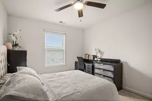 684 Vine St, Hampshire, IL 60140 - Photo 14