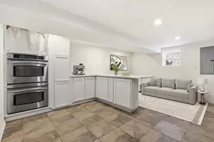 6052 W Eddy St, Chicago, IL 60634 - Photo 26