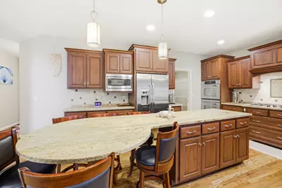 635 Slate Run, Elgin, IL 60124 - Photo 12