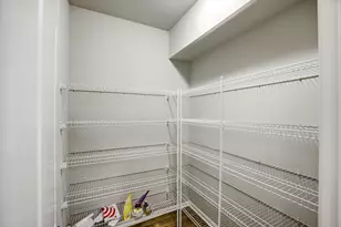 635 Slate Run, Elgin, IL 60124 - Photo 18