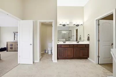 635 Slate Run, Elgin, IL 60124 - Photo 30