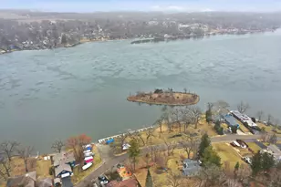 4519 W Shore Dr, Wonder Lake, IL 60097 - Photo 34