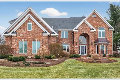 38W509 Golfview Court, Saint Charles, IL 60175 - Photo 1