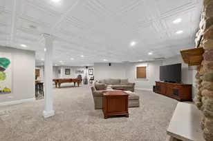 38W509 Golfview Ct, Saint Charles, IL 60175 - Photo 70