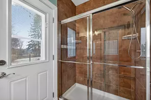 38W509 Golfview Ct, Saint Charles, IL 60175 - Photo 36