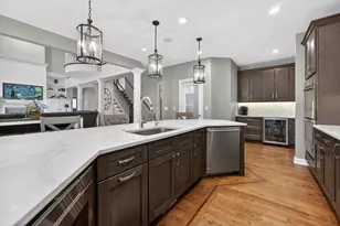 38W509 Golfview Ct, Saint Charles, IL 60175 - Photo 26