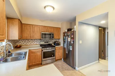 379 E Rimini Court #0, Palatine, IL 60067 - Photo 4