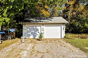 814 N River Rd, McHenry, IL 60051 - Photo 36