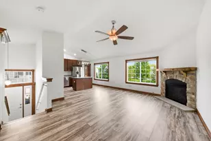 922 Saddle Ridge Dr, Joliet, IL 60432 - Photo 6