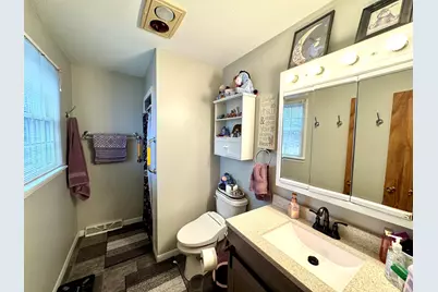 1048 Lora Avenue, Princeton, IL 61356 - Photo 10