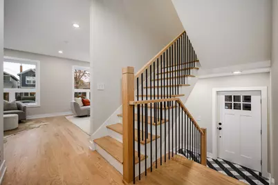 2225 W Carmen Avenue, Chicago, IL 60625 - Photo 8