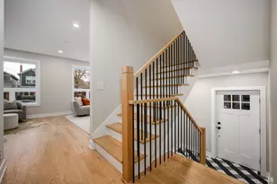 2225 W Carmen Ave, Chicago, IL 60625 - Photo 8