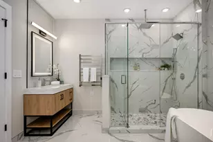 2225 W Carmen Ave, Chicago, IL 60625 - Photo 40