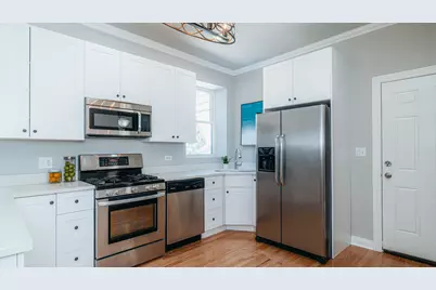 3710 W Wrightwood Avenue #2D, Chicago, IL 60647 - Photo 10