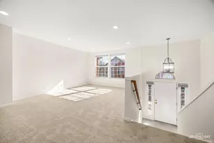 530 Conservatory Ln, Aurora, IL 60502 - Photo 2