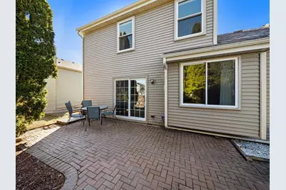 97 E Harbor Drive, Lake Zurich, IL 60047 - Photo 2