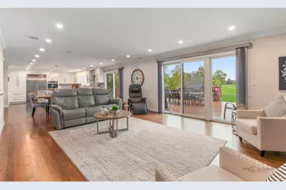 1240 Antietam Drive, Long Grove, IL 60047 - Photo 10