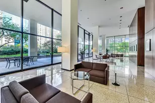 360 E Randolph St, Chicago, IL 60601 - Photo 12