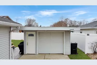 1107 Sanger Street, Ottawa, IL 61350 - Photo 26