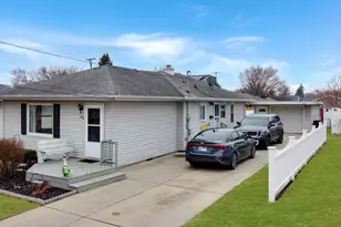 1107 Sanger St, Ottawa, IL 61350 - Photo 24