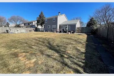 1527 W Richmond Street, Arlington Heights, IL 60004 - Photo 2